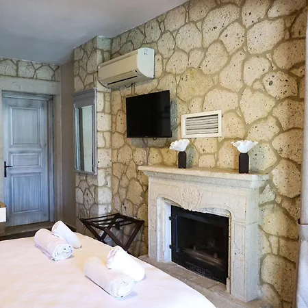 Naya Port * אלאקאטי