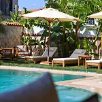 Naya Port Bed & Breakfast