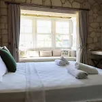 Bed & Breakfast Naya Port