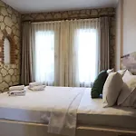 Bed & Breakfast Naya Port