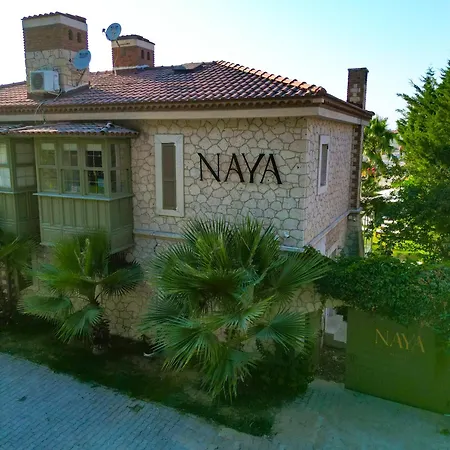 Naya Port *