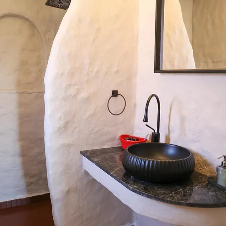 B&B Naya Port 알라카티