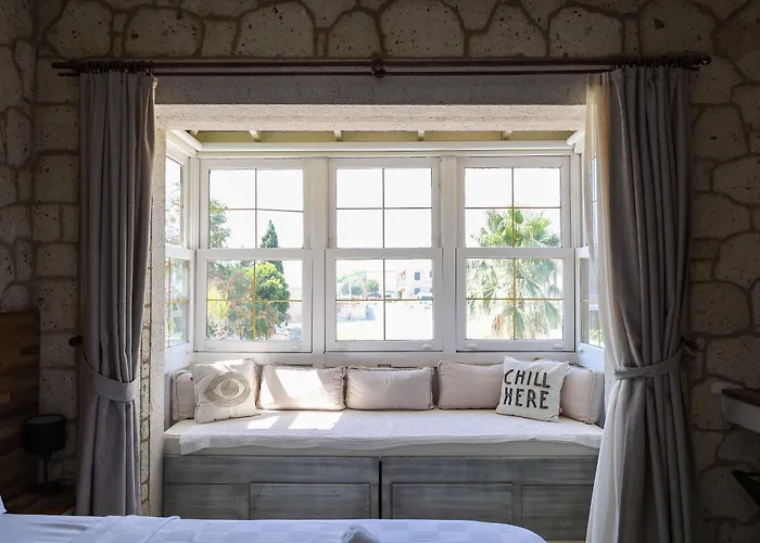 Alojamento de Acomodação e Pequeno-almoço Naya Port *