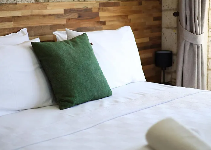 Naya Port Alojamento de Acomodação e Pequeno-almoço Alacati