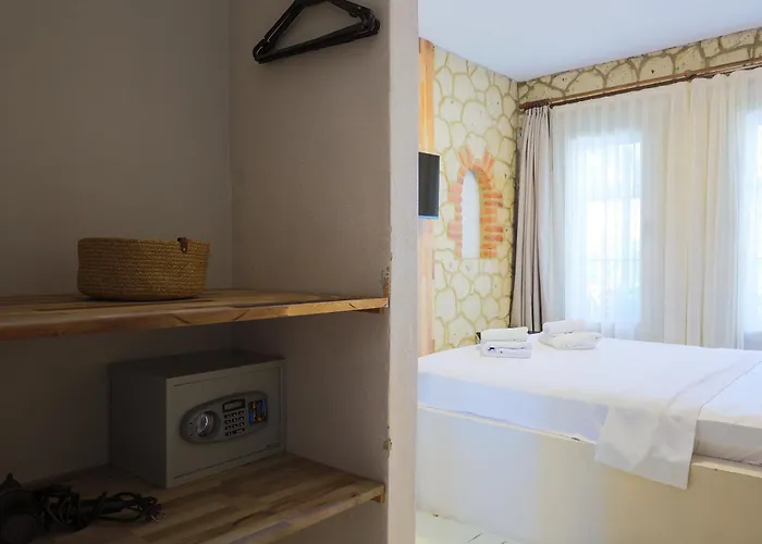 Naya Port Alojamento de Acomodação e Pequeno-almoço