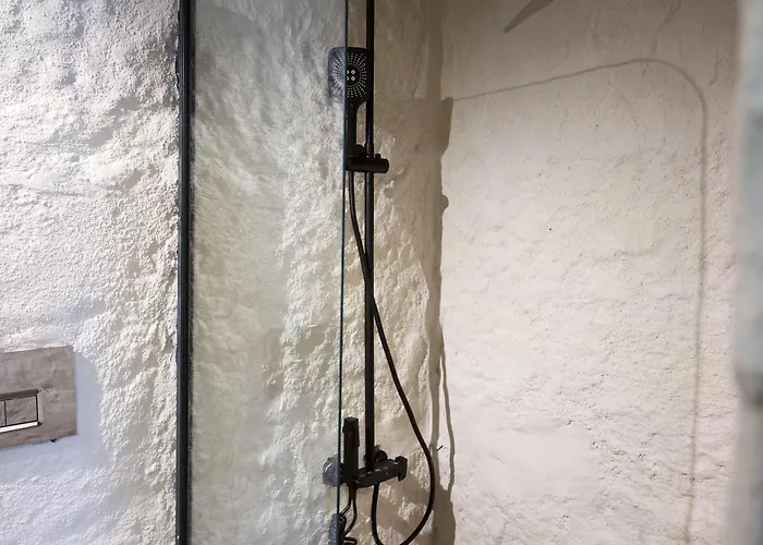 Alojamento de Acomodação e Pequeno-almoço Naya Port Alacati